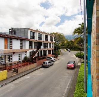 Ibague House | EDIFICIO Niza80 IBAGUE, ACCESO DIGITAL CERCA PARQUE DEPORTIVO o coliseo, diag Caí del exito