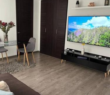 La Castellana Apartment | Apartamento en la Castellana: Cultura y negocios