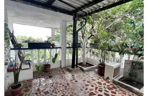 Comuna 3 Apartment | Gorgeous Studio with AC and WIFI