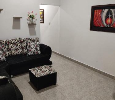 La Dorada Apartment | Apartamento bonito y amplio!