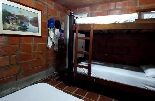 Retiro Ski Chalet | Acogedora casa de campo en el oriente de Antioquia