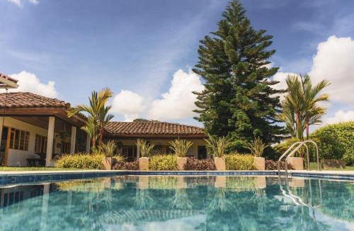 La Estrella Hotel | The Coffee Club Campestre