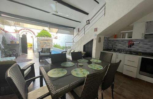 Melgar House | Casa de Descanso