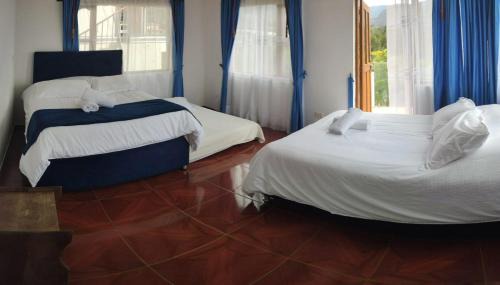 Arcabuco House | Caba-glamping La Fortuna de Luna