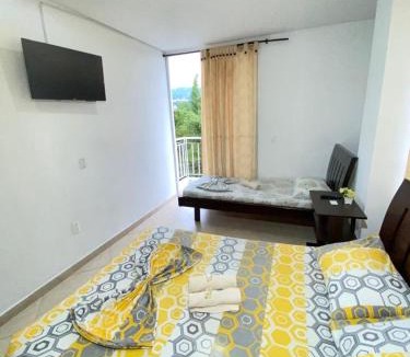 Floridablanca Hotel | Hospedaje Balcones de la Colina