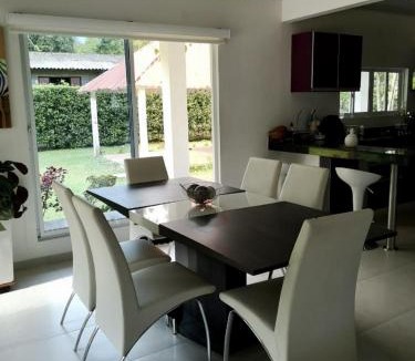 Villavicencio Villa | Casa Quinta Las Palmas