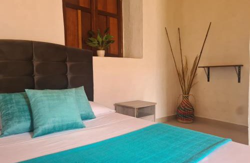 Utica Hotel | Hotel Alcázar Real