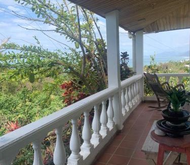 Mata de Platano Bed & Breakfast | Posada Villa Margarita