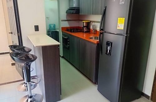 Buenos Aires Apartment | RentalsOP AN01 Apto cerca al lleras con balcon y piscina climatizada, cerca a provenza, ubicado min del aeropuerto