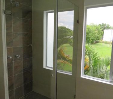 Tulua House | Habitación Amoblada Tipo Hotel