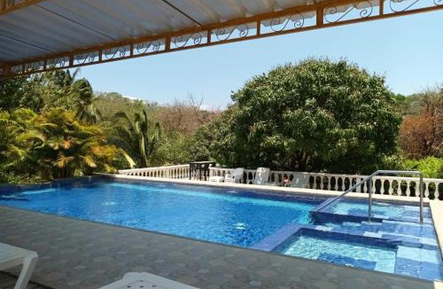 Bonda Cabin | Finca de Nosotros