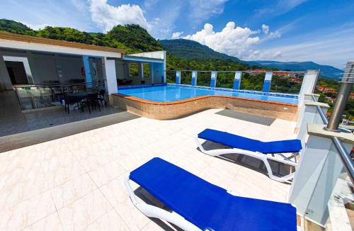Pinchote Apartment | Hermoso Apto - C.C San Gil Plaza