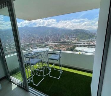 Itagui Apartment | Penthouse Lujo Itagui 40 Piso Vista Panoramica Jacuzzi Sauna Largo Plazo