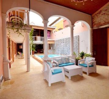 Cartagena Walled City Bed & Breakfast | CA-2 HABITACION EN LA CIUDAD AMURALLADA DE CARTAGENA CON PISCINA Y WIFi