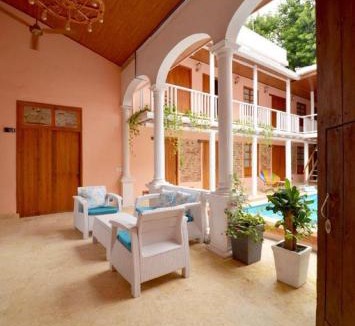 Cartagena Walled City Bed & Breakfast | CA-2 HABITACION EN LA CIUDAD AMURALLADA DE CARTAGENA CON PISCINA Y WIFi