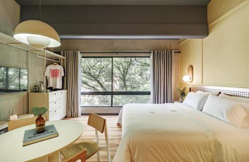 La Florida Hotel | The Somos Flats Provenza