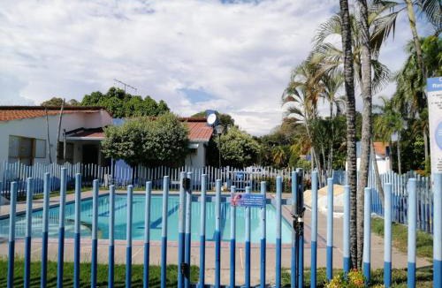 Espinal House | Precioso alojamiento con 6 piscinas en conjunto cerrado, casa recién pintada marzo 2026