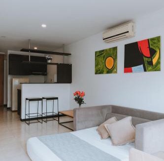 Astorga Hotel | Travelers Orange Suites