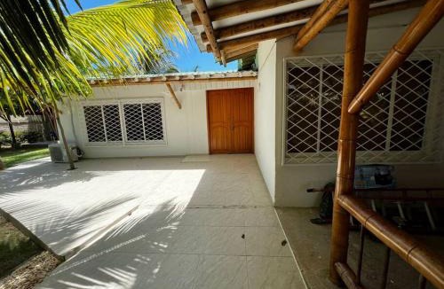 Arroyo de Piedra House | Casa de playa Villa Bonita 4 habitaciones capacidad 12 personas Playa piscina jardines kiosco A 15 minutos de Cartagena