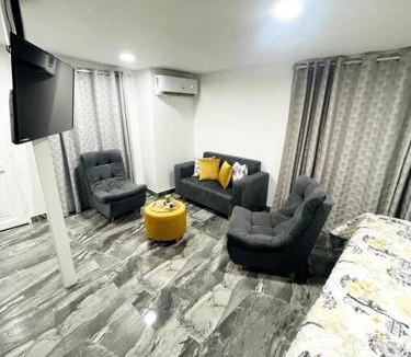 Cali Apartment | Tu Casita Caney with free parking