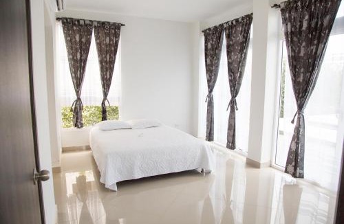 Santa Veronica Villa | VILLA MANDALAY