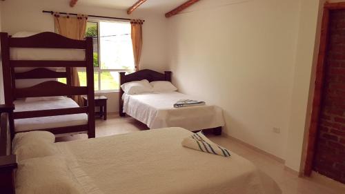 El Cerrito Hotel | Dedalos Fly House