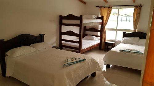 El Cerrito Hotel | Dedalos Fly House