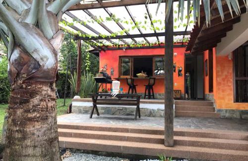 Montenegro House | Casa Mar Verde