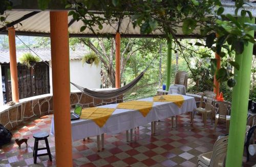 Pandi House | Hostal Nápoles