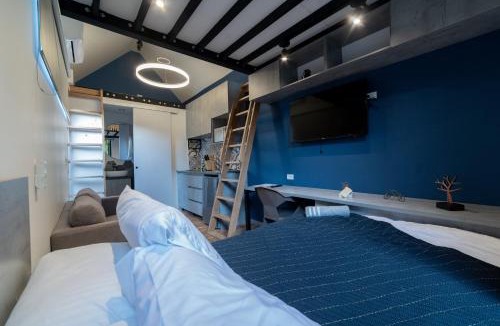 La Aguacatala Villa | Alojamiento en tiny house en el Poblado MDE A106 By Roots Rentals