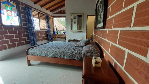 Fredonia House | Finca Vivero Guayacanes Magic Mountain