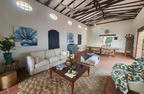 Honda House | La Mala Crianza