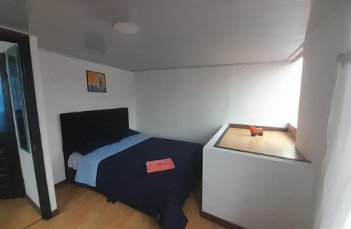 Puente Aranda Apartment | cerca club militar Corferias, embajada americana 501
