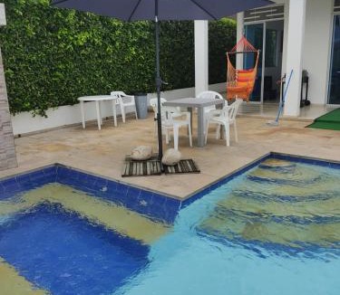 Flandes House | Villa Coralito