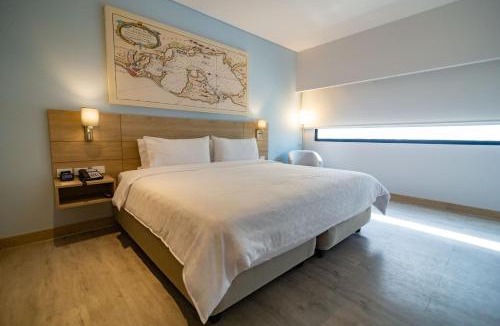 Manga Hotel | Holiday Inn Express Cartagena Manga by IHG