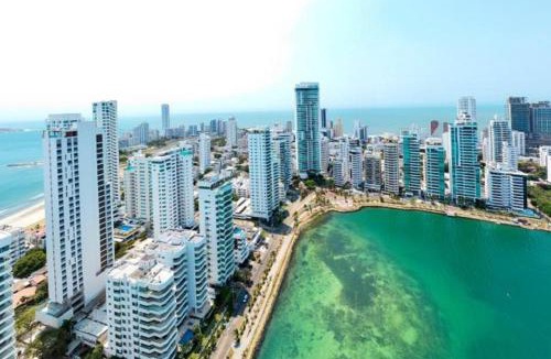 El Laguito Apartment | Loft facing the sea MR1-2G upper class neighborhood