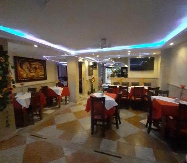 Chia Hotel | Hotel Restaurante El Madroño Chia