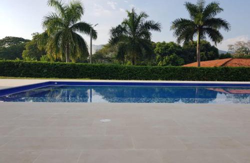 Melgar Villa | Casa Blanca Girardot Melgar