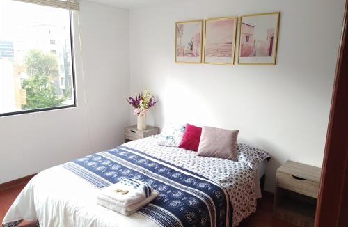 Navarra Apartment | 106 Lujoso Apartaestudio Santa Bibiana Norte Bogota