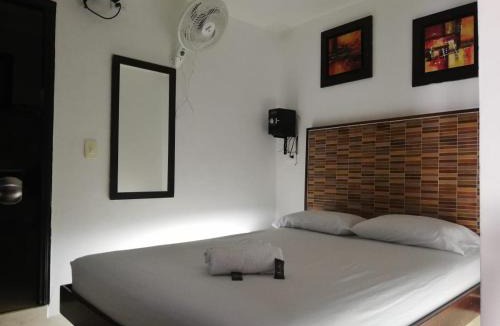 Villa Nueva Hotel | HOTEL MARAT