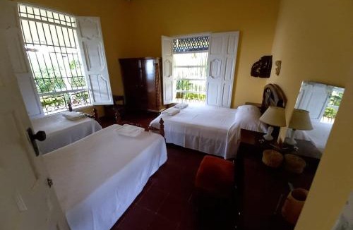 Fredonia House | FINCA CAJA DE ORO, FREDONIA