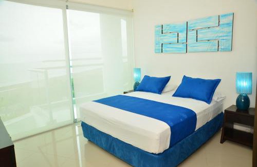 Cartagena District Apartment | Modern 3 Bedroom Apartment with sea-beach view