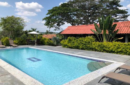 La Tebaida Hotel | Finca Hotel Brasilia