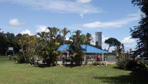 Menegua Hotel | Hotel Campestre Luna Roja
