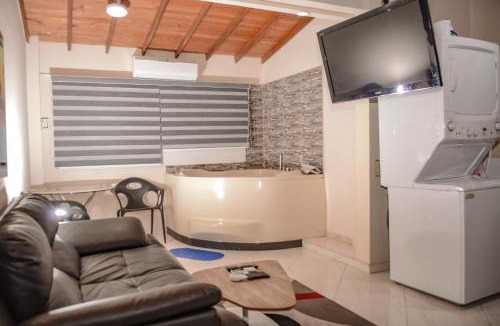 Zona Rosa Apartment | Poblado Brownstone