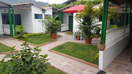 Guaduas House | Villa Apolonia