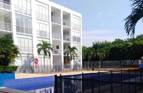 Flandes Apartment | Apto con piscina y cancha de fútbol by Emerge Rentals