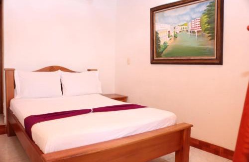 Honda Hotel | Hotel Colonial - Honda -