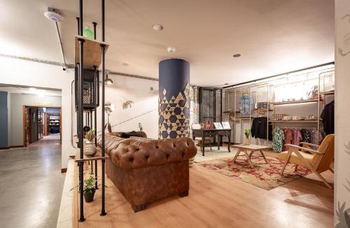 Antiguo Country Hotel | Selina Chapinero Bogota