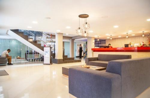 Laureles - Estadio Hotel | El Portón de San Joaquin